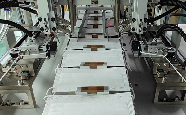 1649660052181479.jpg 全自動口罩機細節(jié)圖.jpg